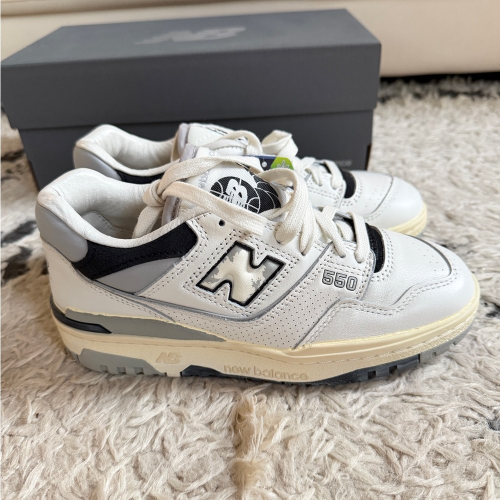 New Balance 550 Sneakers